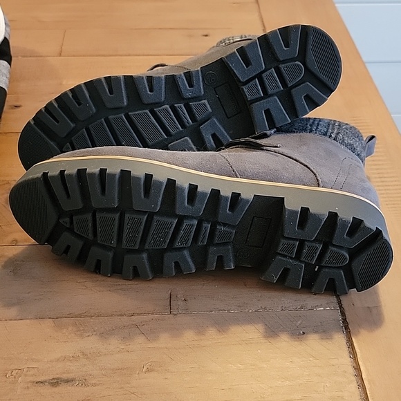 Sonoma Boots - Picture 4 of 7